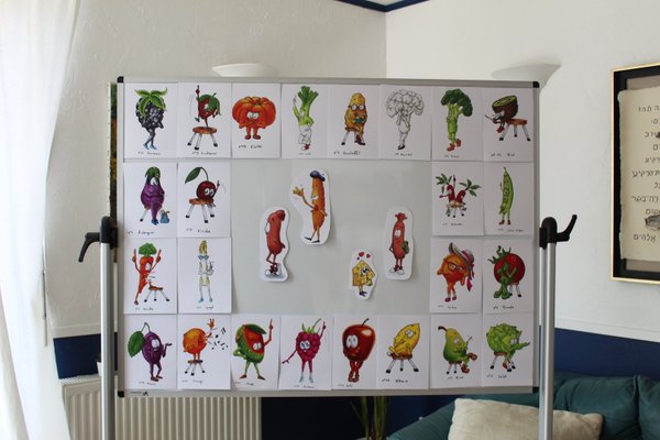 Spielfiguren auf Karten für den Tafel / Caricatures de fruits et légumes pour tableau magnétique